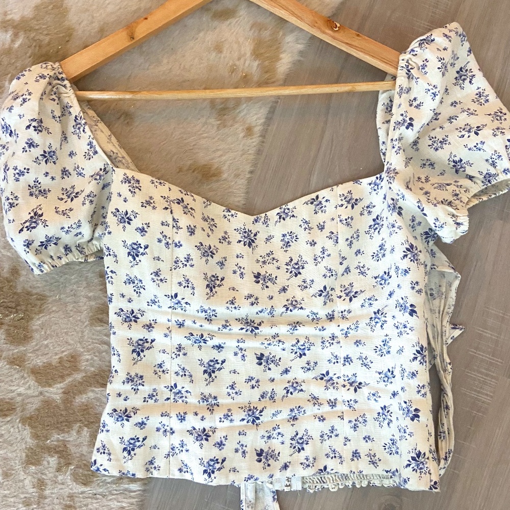 Reformation Blue and white flower top with bow